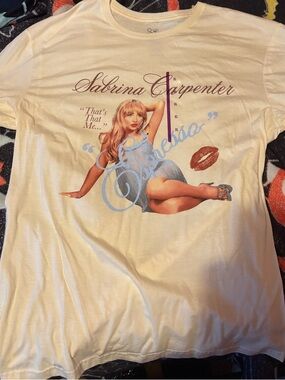Sabrina Carpenter t shirt